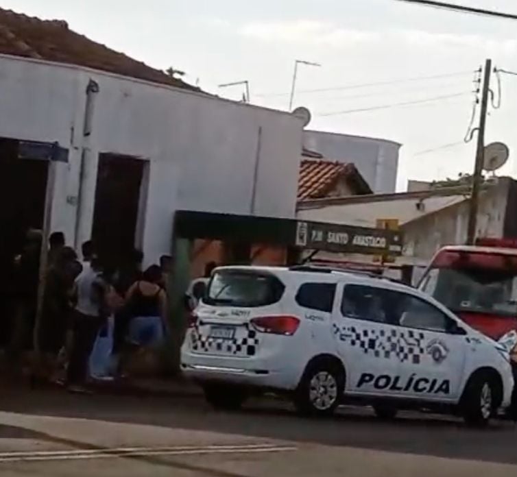 Briga deixa dois homens esfaqueados em Santo Anastácio