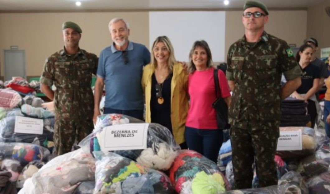 Fundo Social entrega primeiro lote da Campanha do Agasalho