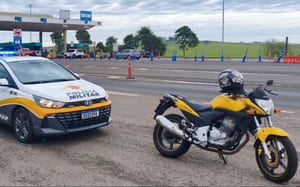 Motociclista acumula 79 evasões de pedágio e é flagrado na Raposo Tavares